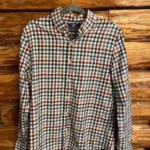 Vineyard Vines Whale Shirt Men’s Medium Slim Fit.